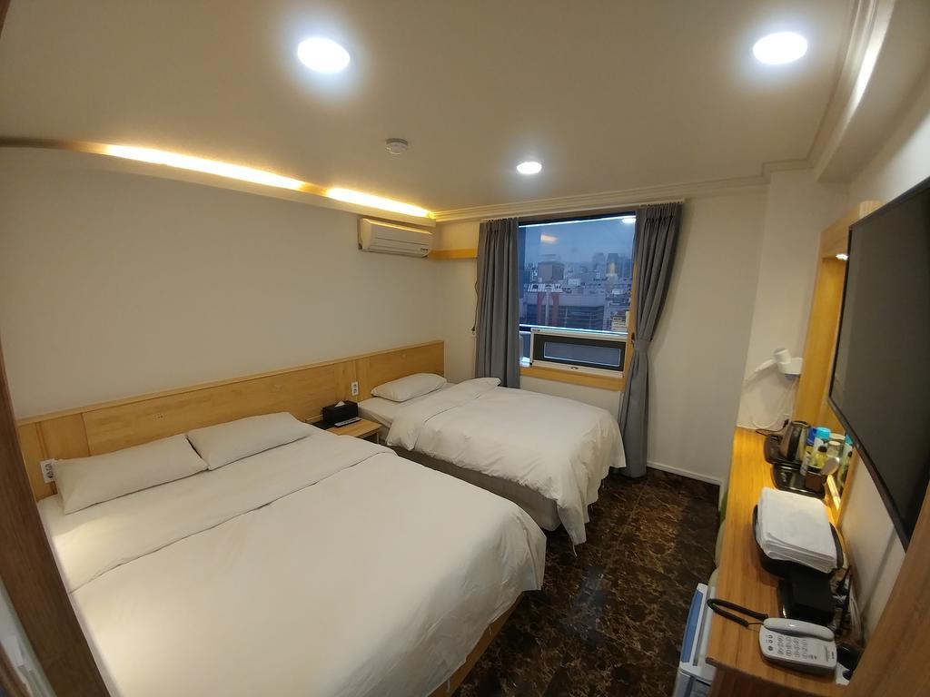 I.Y Hotel Suwon Exteriör bild
