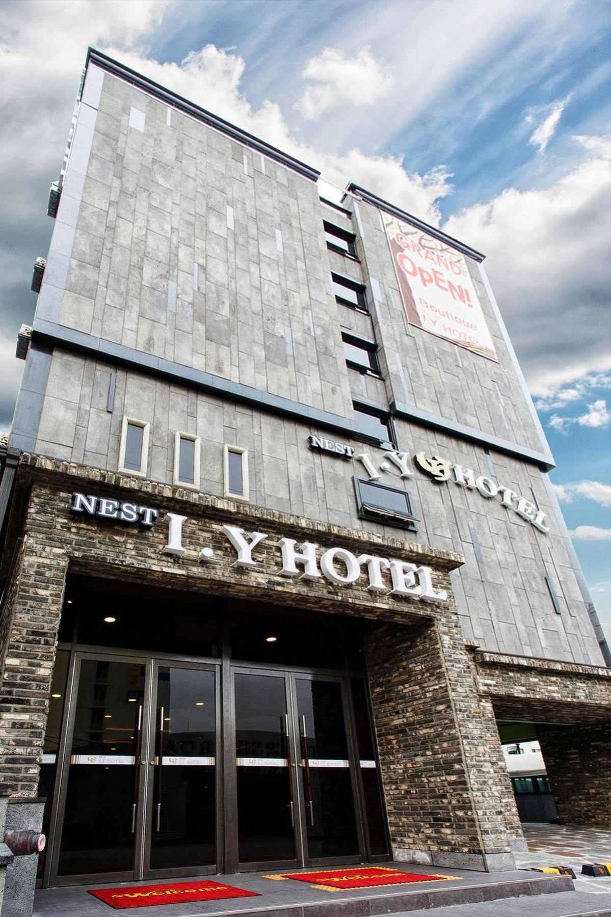 I.Y Hotel Suwon Exteriör bild