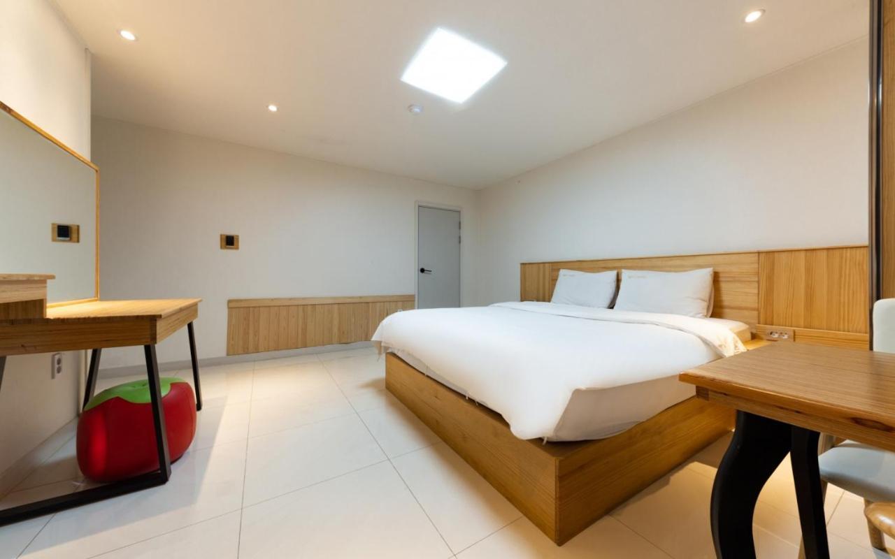 I.Y Hotel Suwon Exteriör bild
