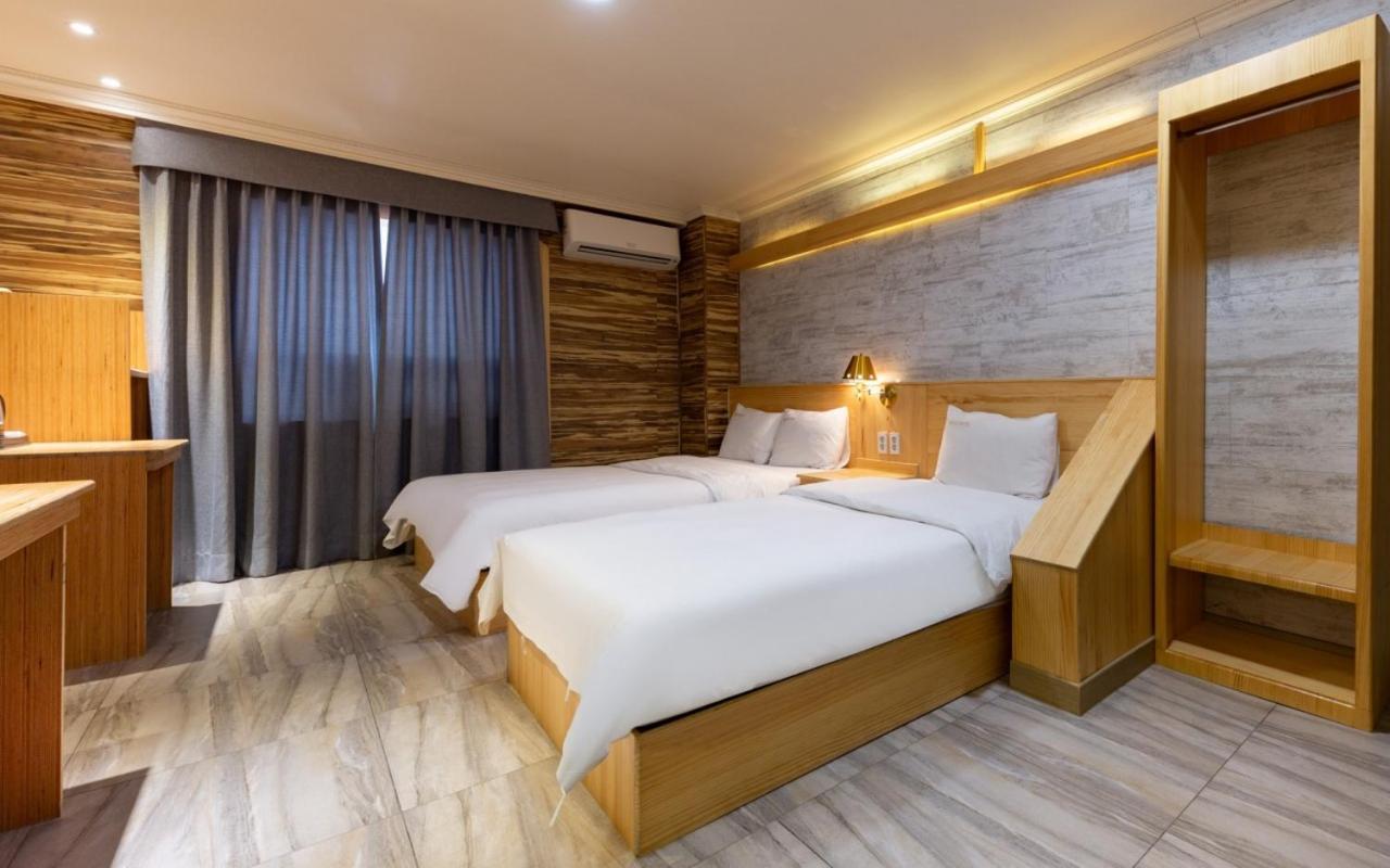 I.Y Hotel Suwon Exteriör bild
