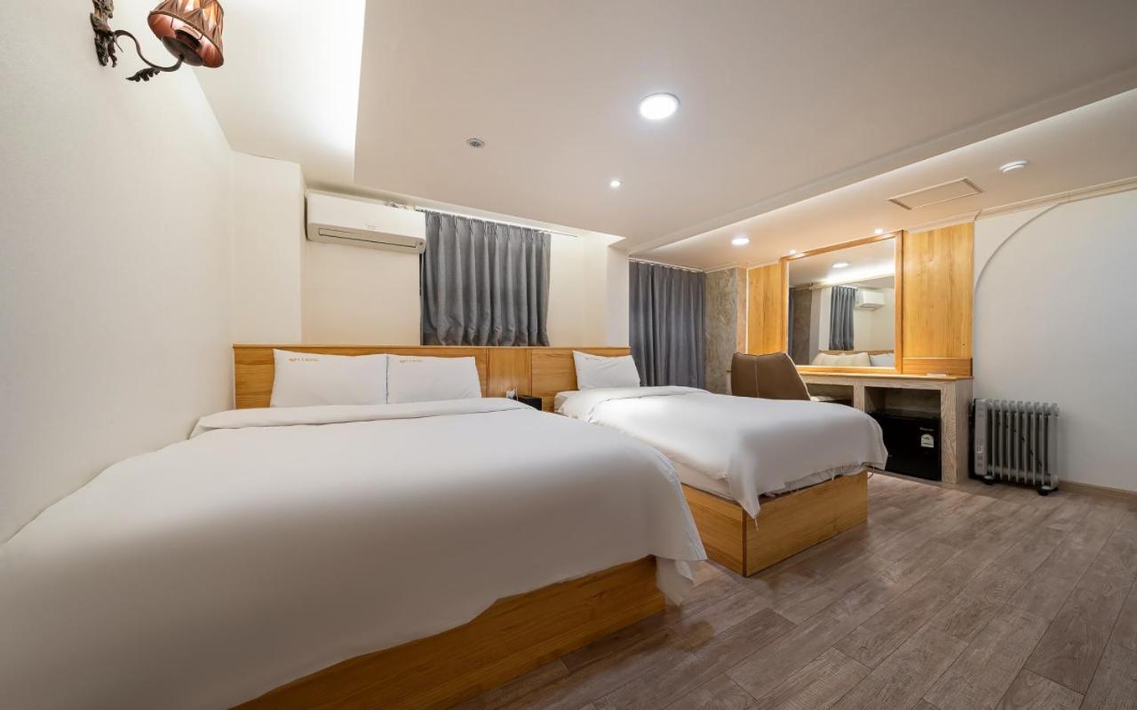 I.Y Hotel Suwon Exteriör bild