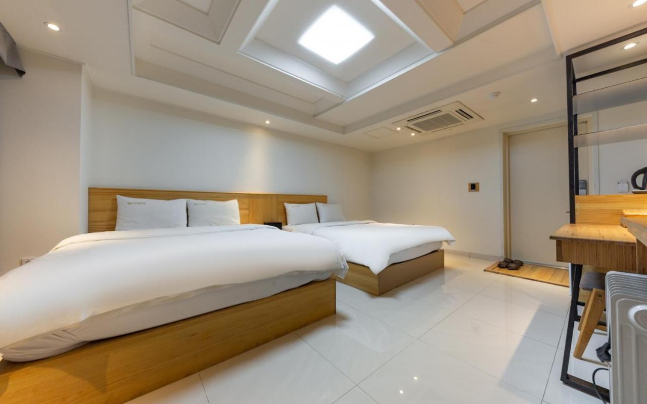 I.Y Hotel Suwon Exteriör bild